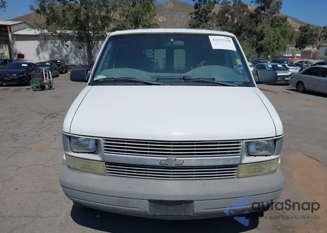 2004 Chevrolet Astro z USA, uszkodzony, nr VIN 1GCDM19X24B114698